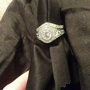 Beautiful CZ Wedding Set!